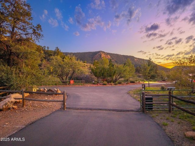 3226 Valley Vista Drive, Sedona, AZ 86351