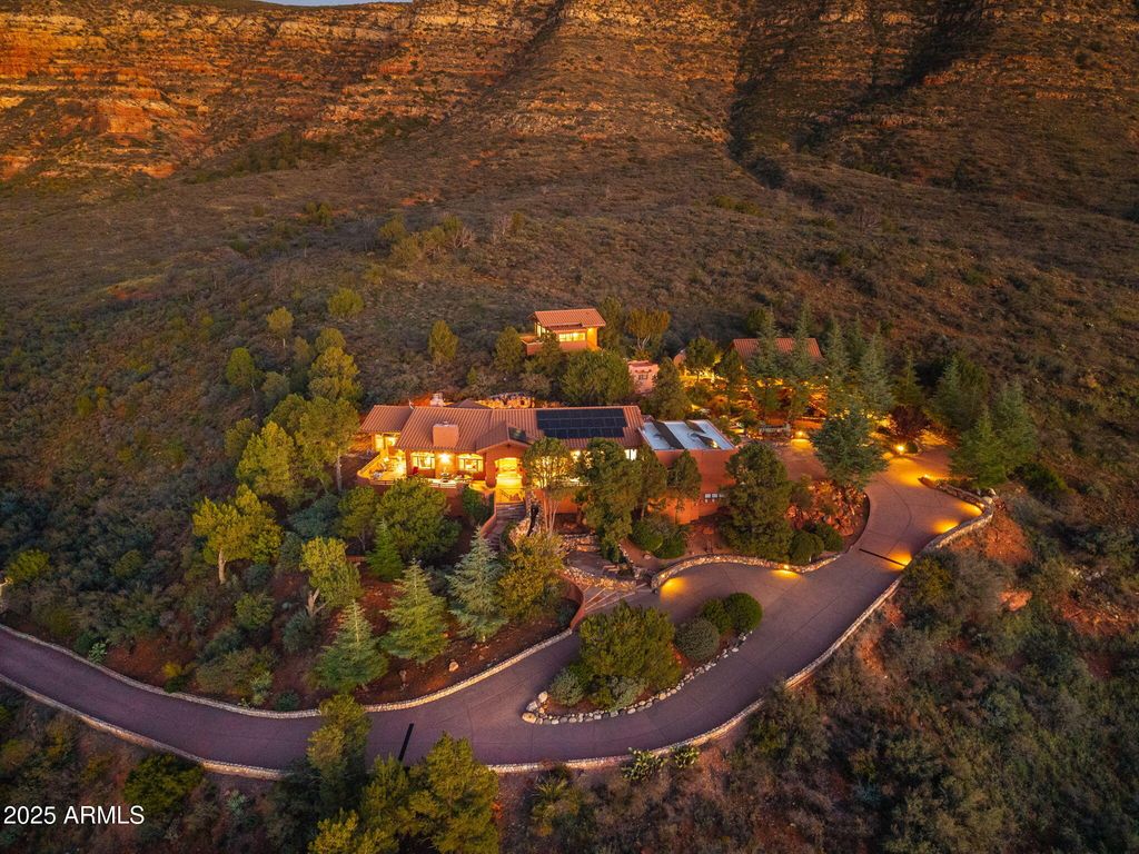 3226 Valley Vista Drive, Sedona, AZ 86351