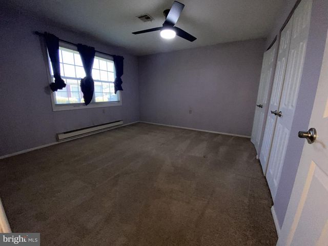 71 HUNTINGTON DR, Southampton, NJ 08088