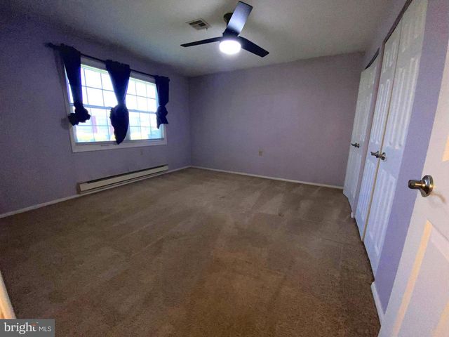 71 HUNTINGTON DR, Southampton, NJ 08088