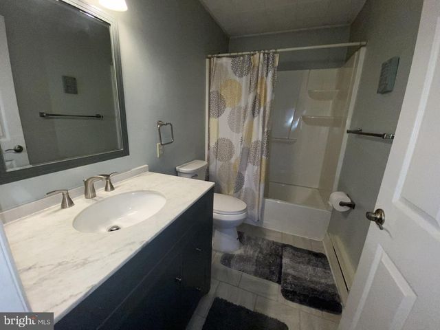 71 HUNTINGTON DR, Southampton, NJ 08088