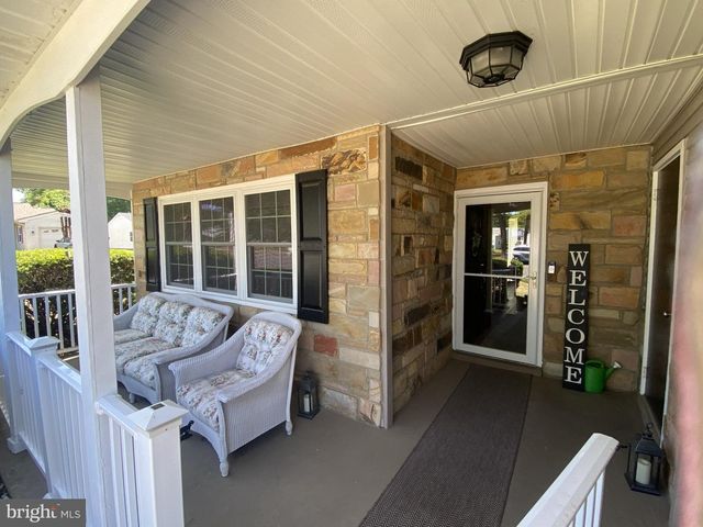 71 HUNTINGTON DR, Southampton, NJ 08088