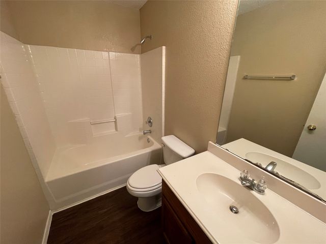 3316 Knoll Trail, Balch Springs, TX 75180