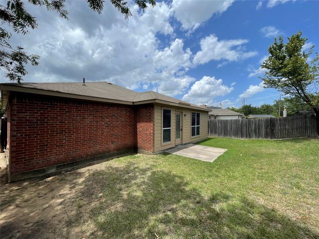 3316 Knoll Trail, Balch Springs, TX 75180