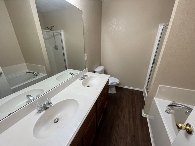 3316 Knoll Trail, Balch Springs, TX 75180