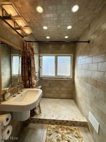 1000 Highland Park Boulevard, Lorain, OH 44052