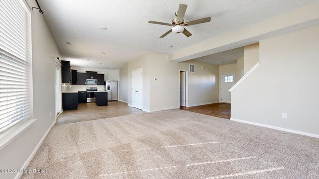 1070 Stratton Way, Shelbyville, KY 40065