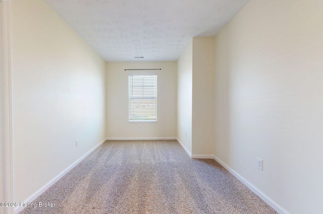 1070 Stratton Way, Shelbyville, KY 40065