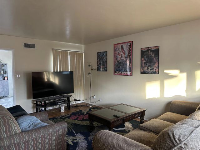 4911 Curry, San Diego, CA 92115