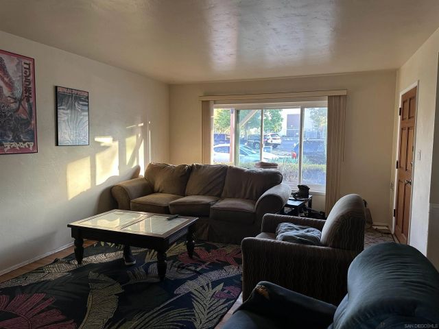 4911 Curry, San Diego, CA 92115