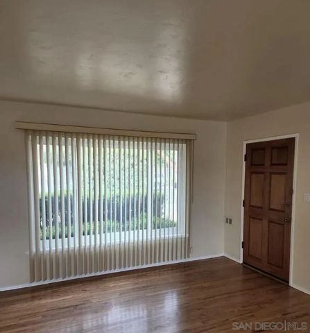4911 Curry, San Diego, CA 92115