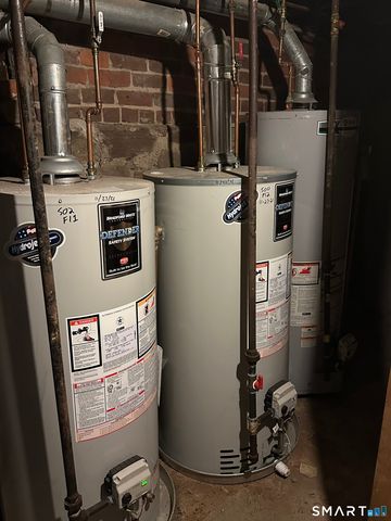 498 Broad Street, Hartford, CT 06106