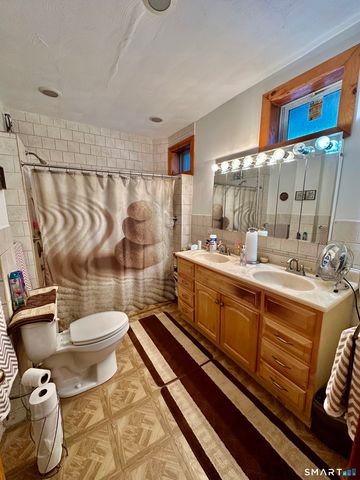 498 Broad Street, Hartford, CT 06106