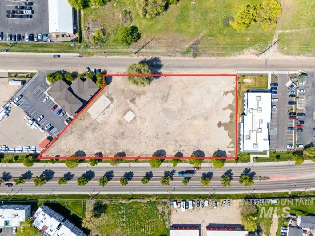 216 N. Broadmore Way, Nampa, ID 83687 photo 2