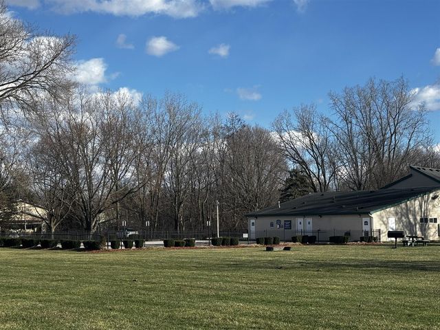 753 Clubhouse Drive, Ypsilanti, MI 48197