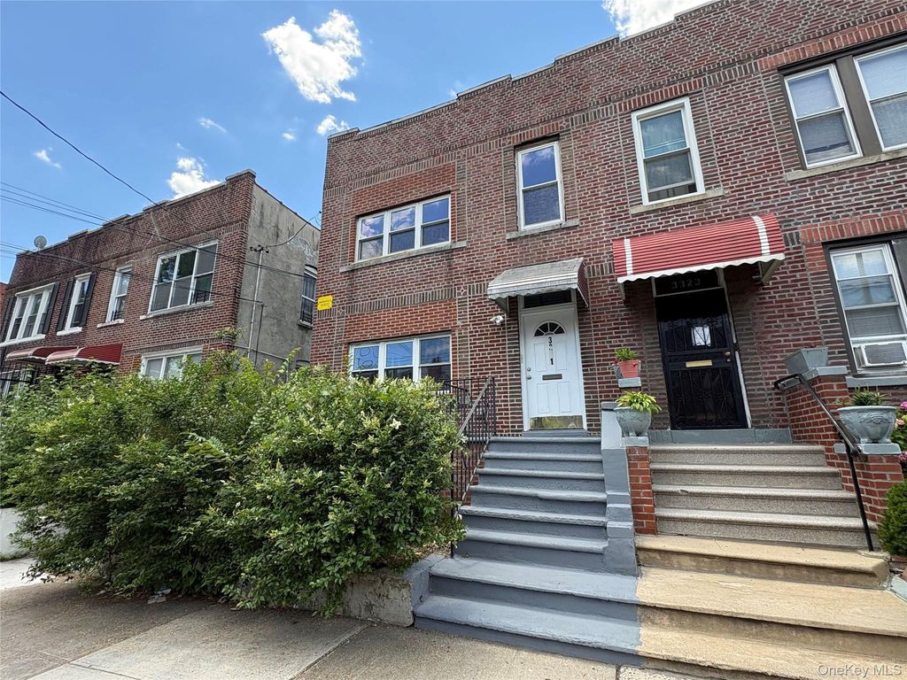 3321 Fish Avenue, Bronx, NY 10469