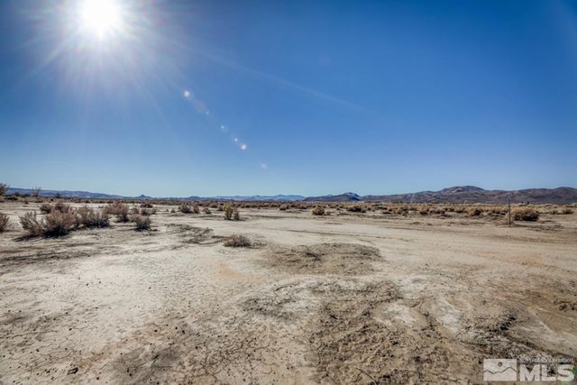 2345 E 4th Street, Silver Springs, NV 89429