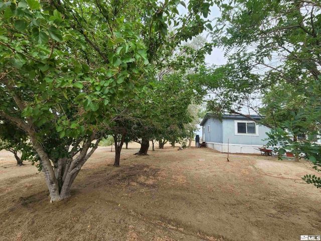 2345 E 4th Street, Silver Springs, NV 89429