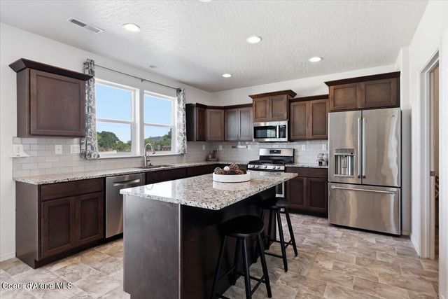 4026 N Arrowleaf Loop, Post Falls, ID 83854