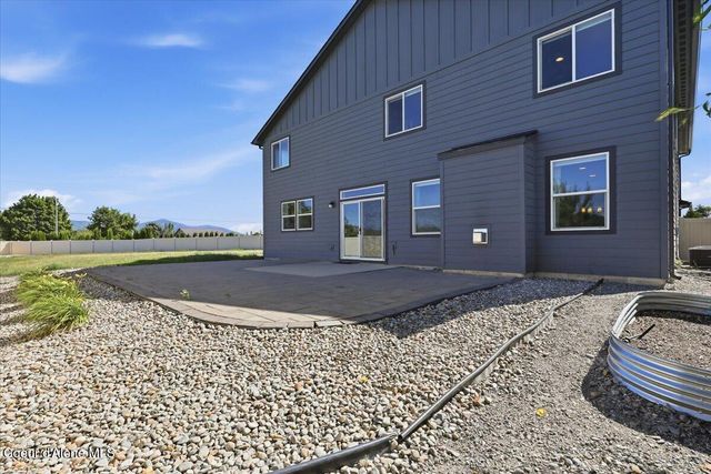 4026 N Arrowleaf Loop, Post Falls, ID 83854