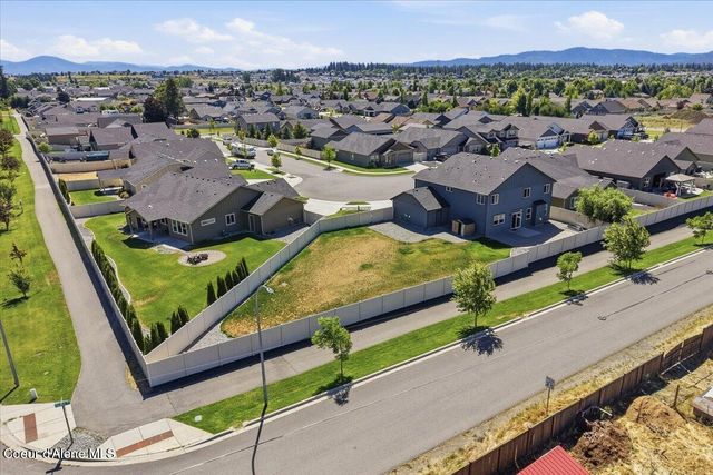 4026 N Arrowleaf Loop, Post Falls, ID 83854