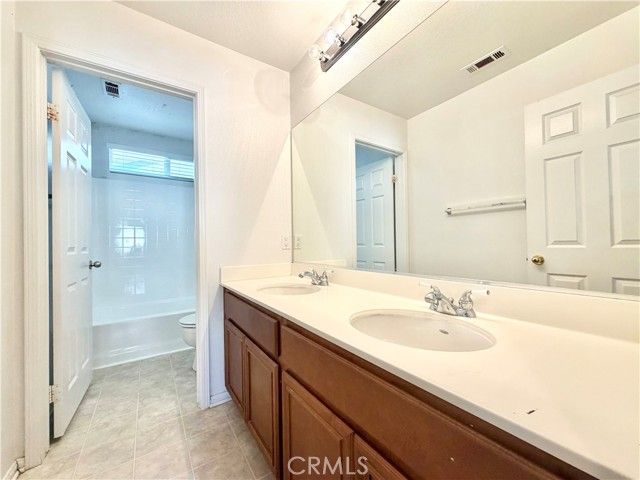 29751 Maxmillian Avenue, Murrieta, CA 92563