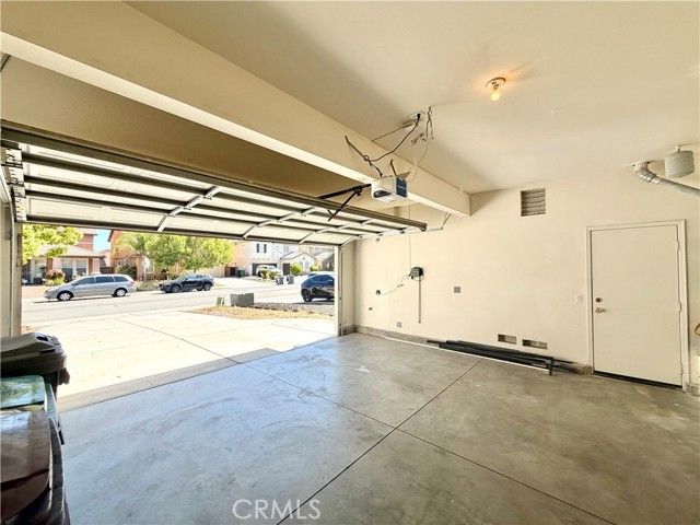 29751 Maxmillian Avenue, Murrieta, CA 92563