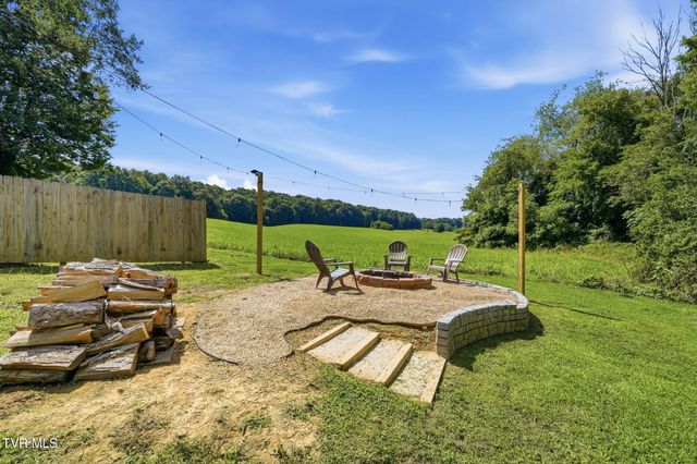 119 Valley Place Drive, Gray, TN 37615