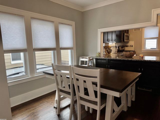 608 S Edgeworth Avenue, Royal Oak, MI 48067