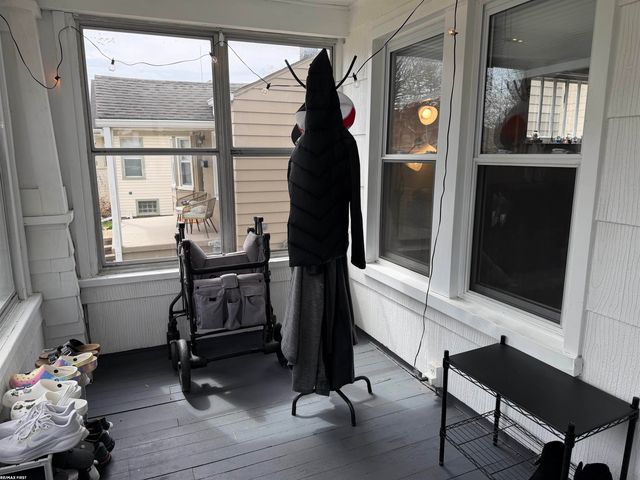 608 S Edgeworth Avenue, Royal Oak, MI 48067