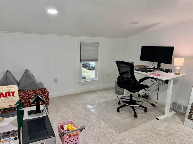 608 S Edgeworth Avenue, Royal Oak, MI 48067