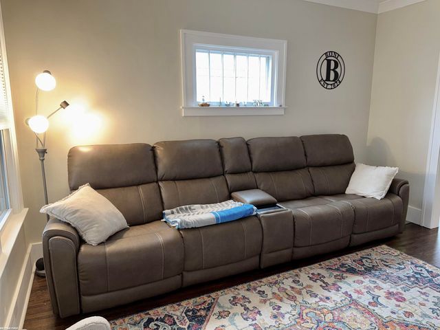 608 S Edgeworth Avenue, Royal Oak, MI 48067