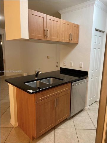 6386 Emerald Dunes Dr 102, West Palm Beach, FL 33411