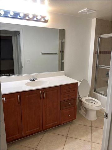 6386 Emerald Dunes Dr 102, West Palm Beach, FL 33411