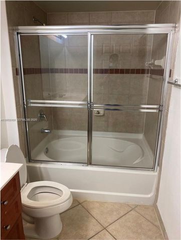 6386 Emerald Dunes Dr 102, West Palm Beach, FL 33411