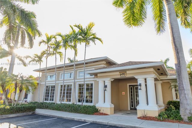 6386 Emerald Dunes Dr 102, West Palm Beach, FL 33411