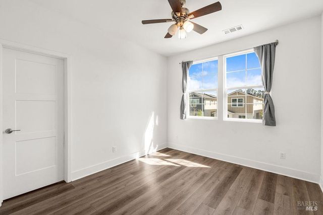 2751 Bella Cir, Santa Rosa, CA 95407