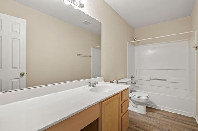 301 Wildwood DR, Georgetown, TX 78633