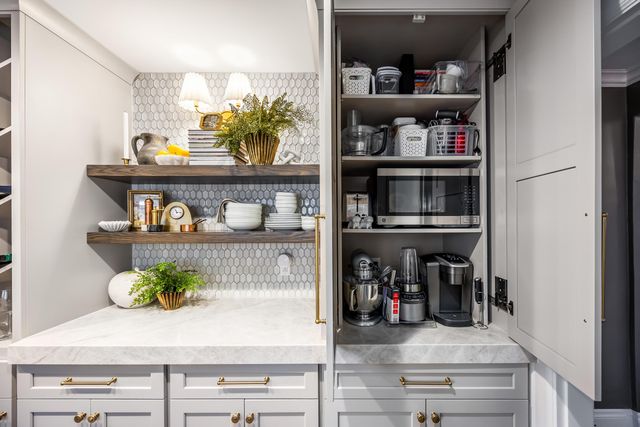 112 S Cassady Avenue, Columbus, OH 43209