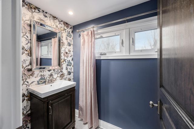 112 S Cassady Avenue, Columbus, OH 43209