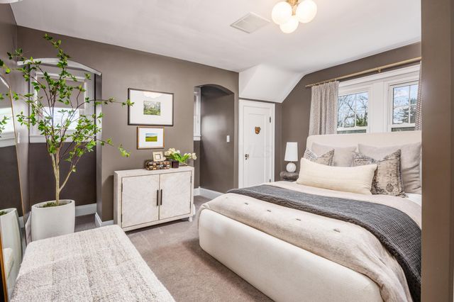 112 S Cassady Avenue, Columbus, OH 43209