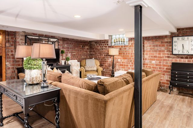 112 S Cassady Avenue, Columbus, OH 43209