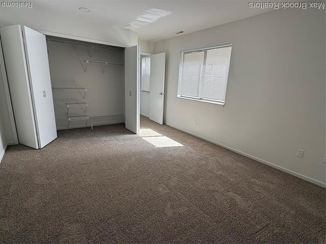 6560 Ridgefield Circle 104, West Bloomfield, MI 48322