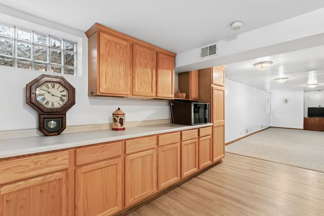 1251 N Scarlet Drive, Addison, IL 60101
