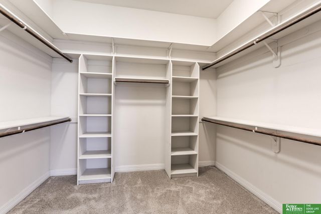 19712 Hansen Avenue, Omaha, NE 68130