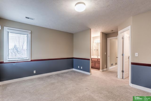 19712 Hansen Avenue, Omaha, NE 68130