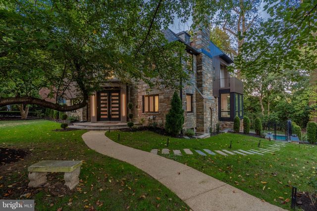 3001 FOXHALL RD NW, Washington, DC 20016