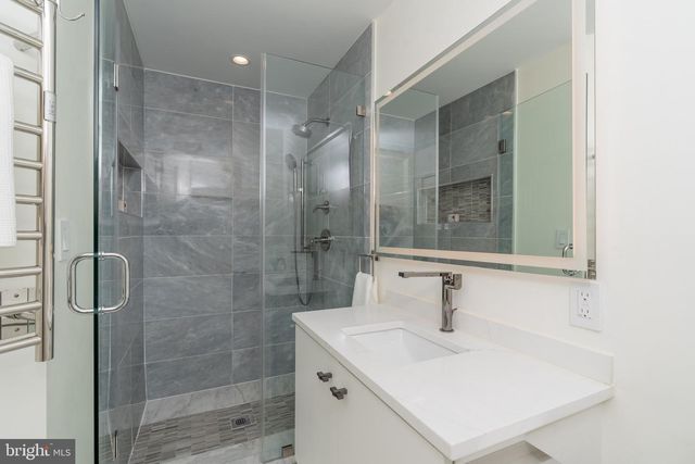 3001 FOXHALL RD NW, Washington, DC 20016