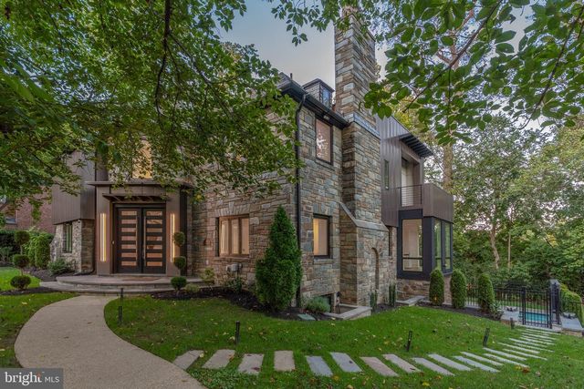 3001 FOXHALL RD NW, Washington, DC 20016