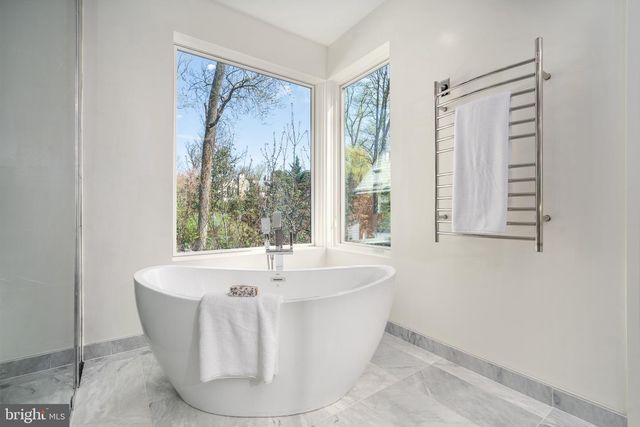 3001 FOXHALL RD NW, Washington, DC 20016